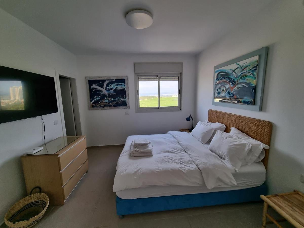 Beachfront Gallery Acre Esterno foto